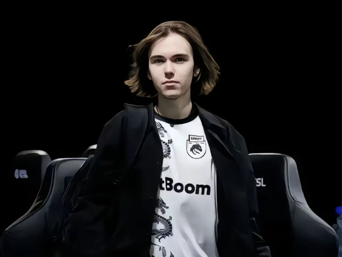 体育博弈中的“信息阶级”：谁永远在食物链顶端？（信息分层下的体育博弈：谁稳坐食物链顶端？）